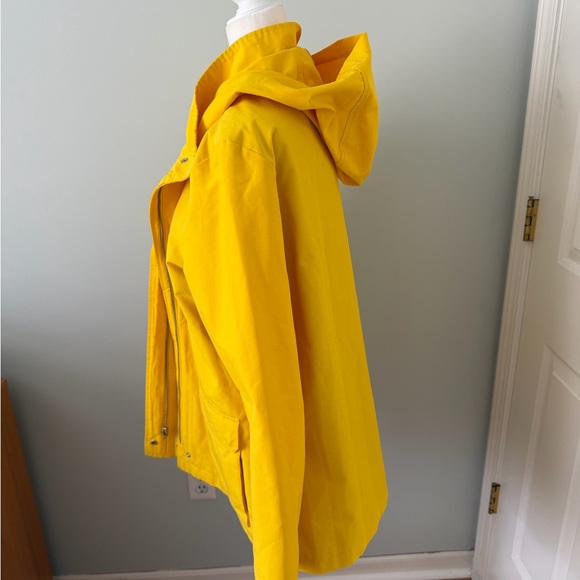 GAP Bright Yellow Hooded Raincoat - Picture 4 of 9